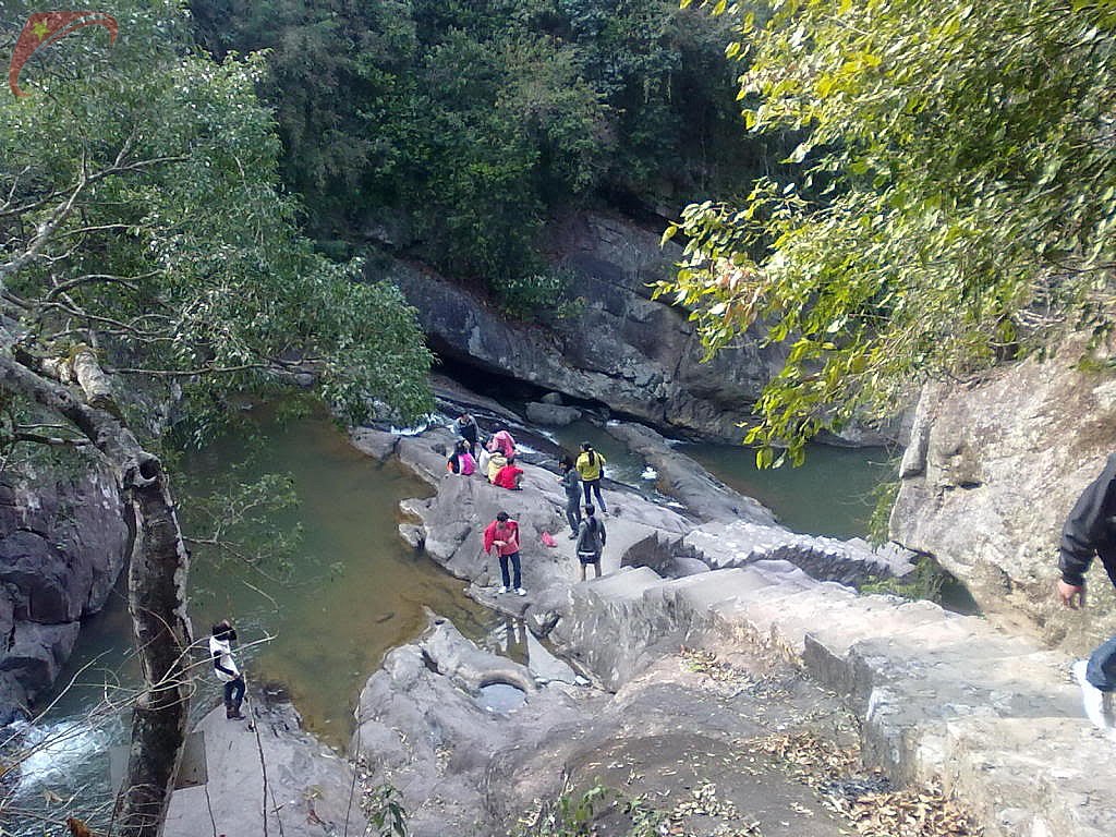 Suoi Mo stream